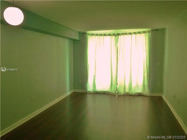 1200 Brickell Bay Dr # 3110, Miami FL 33131 photo 4