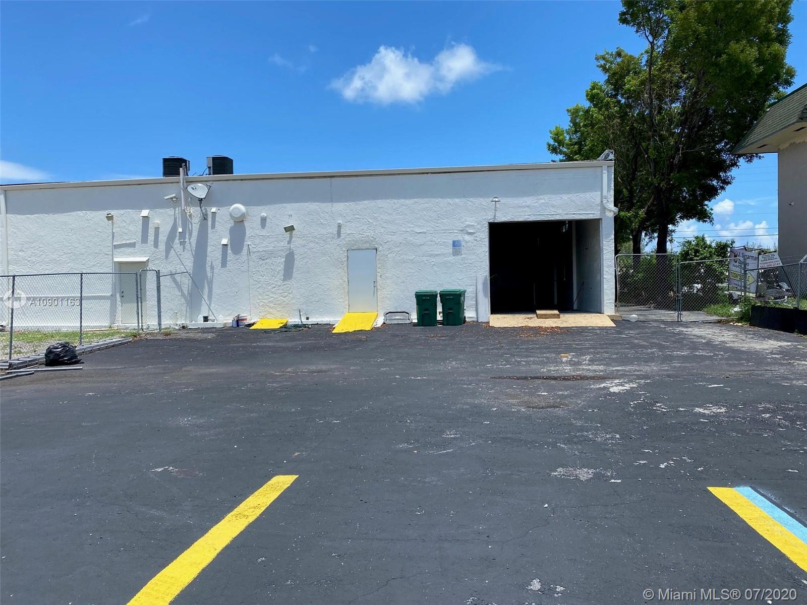 2250 SW 30th Ave # 2260, Pembroke Park FL 33009 photo 3