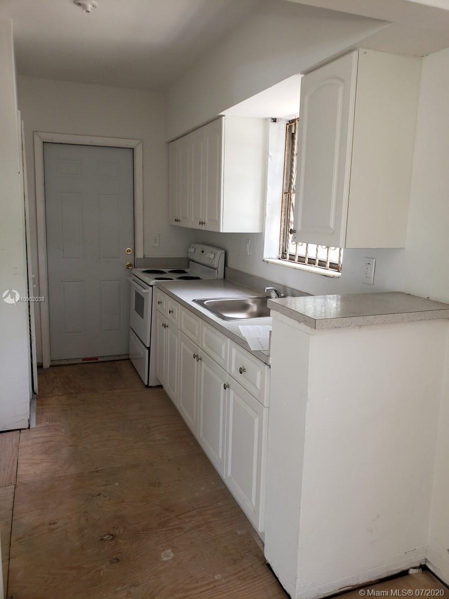 800 NW 117th St, Miami FL 33168 photo 5