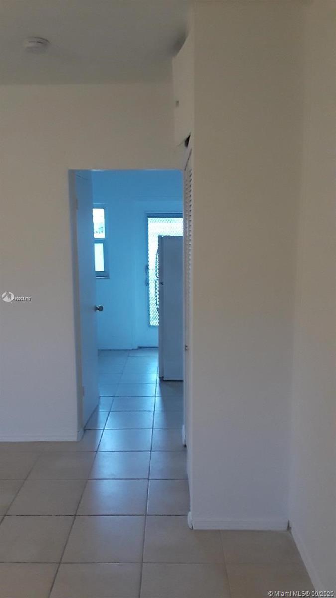 730 SW 10th St # 1, Miami FL 33130 photo 4
