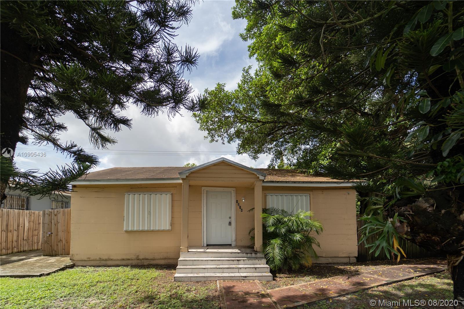 1214 NW 118th St, Miami FL 33167