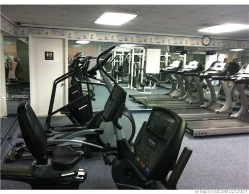 2899 Collins Ave # 1114, Miami Beach FL 33140 photo 3