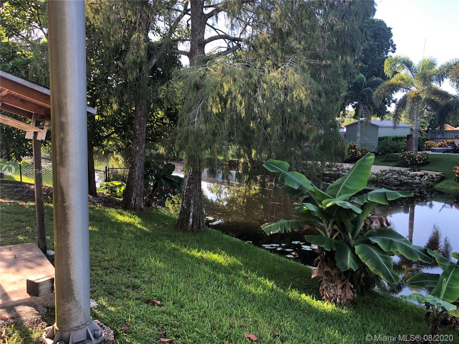 SW 1 Place, Plantation FL 33325 photo 3
