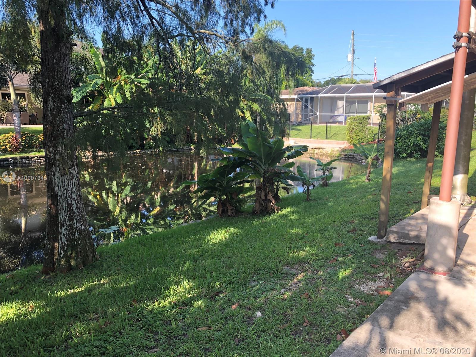 SW 1 Place, Plantation FL 33325 photo 4