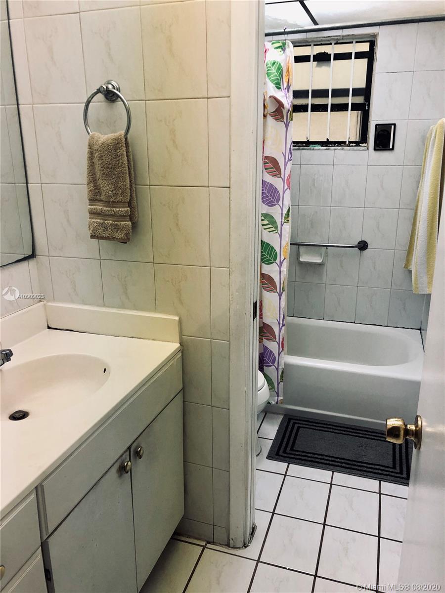 8701 SW 12th St # 14, Miami FL 33174 photo 4
