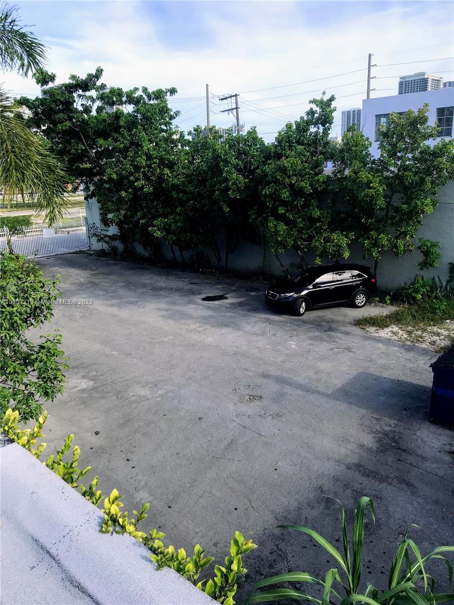 2150 NW Miami Ct, Miami FL 33127 photo 4