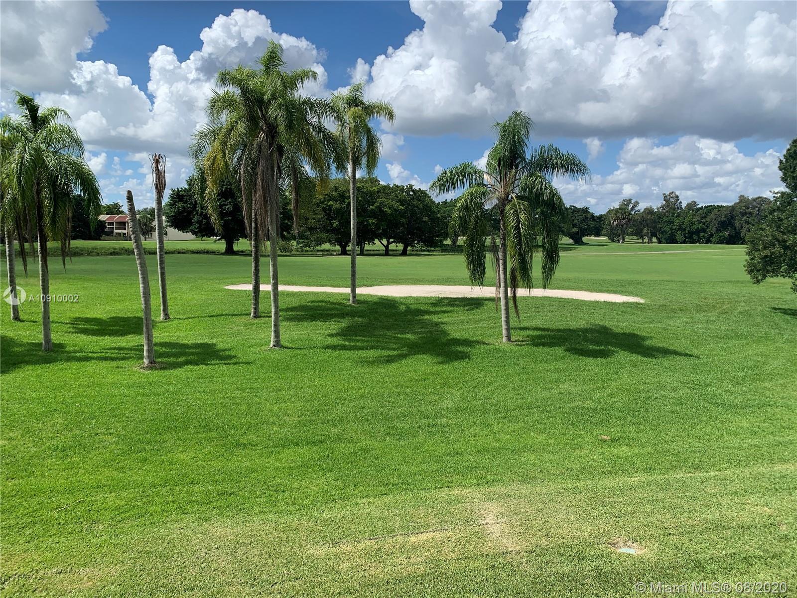 16300 Golf Club Rd # 213, Weston FL 33326