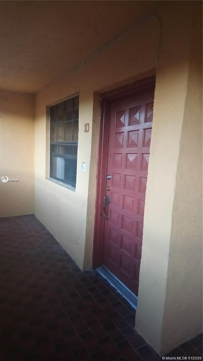 1425 SW 122nd Ave # 10, Miami FL 33184 photo 2