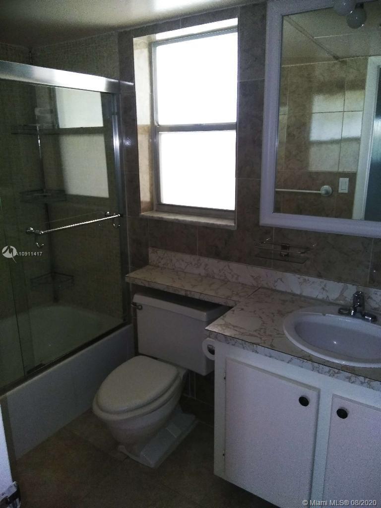8130 Sunrise Lakes Blvd # 208, Sunrise FL 33322 photo 4