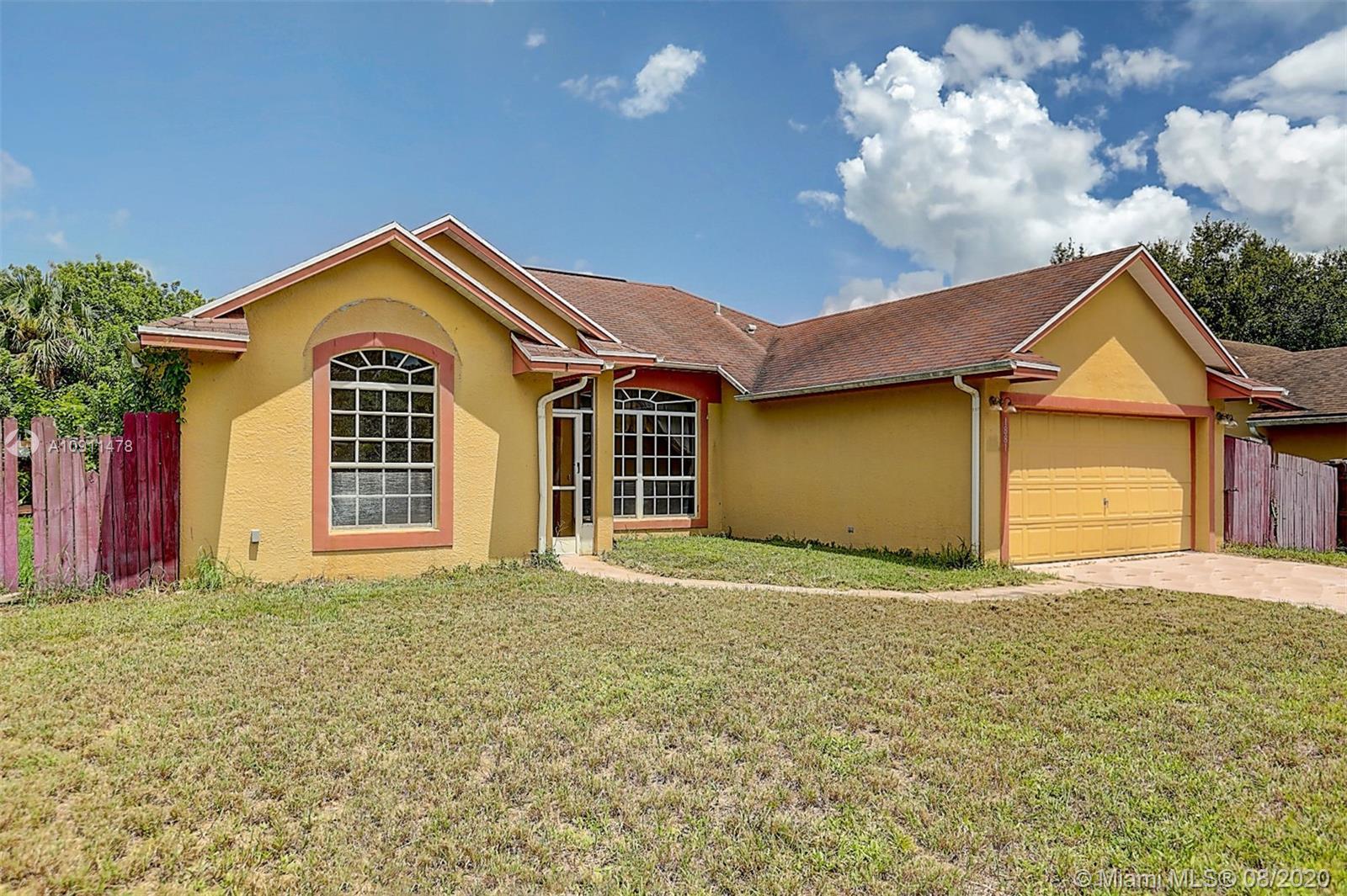 1881 SW Monterrey Ln, Port St. Lucie FL 34953 photo 3