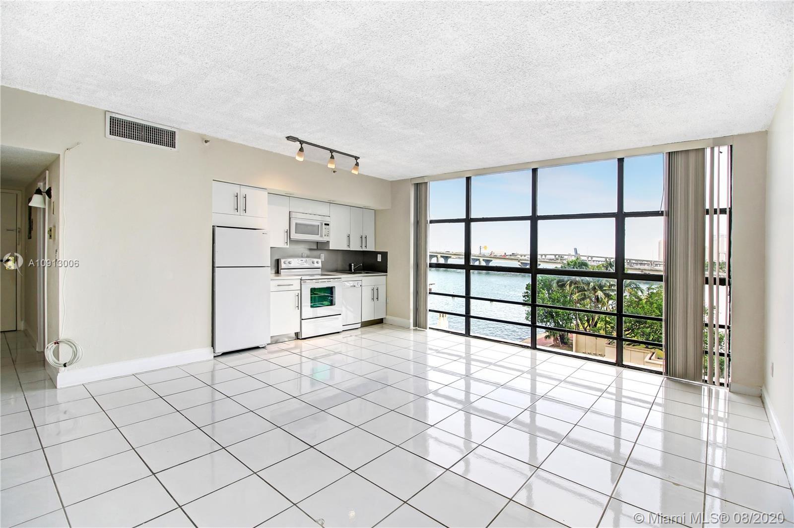 Miami, FL 33132 photo 2