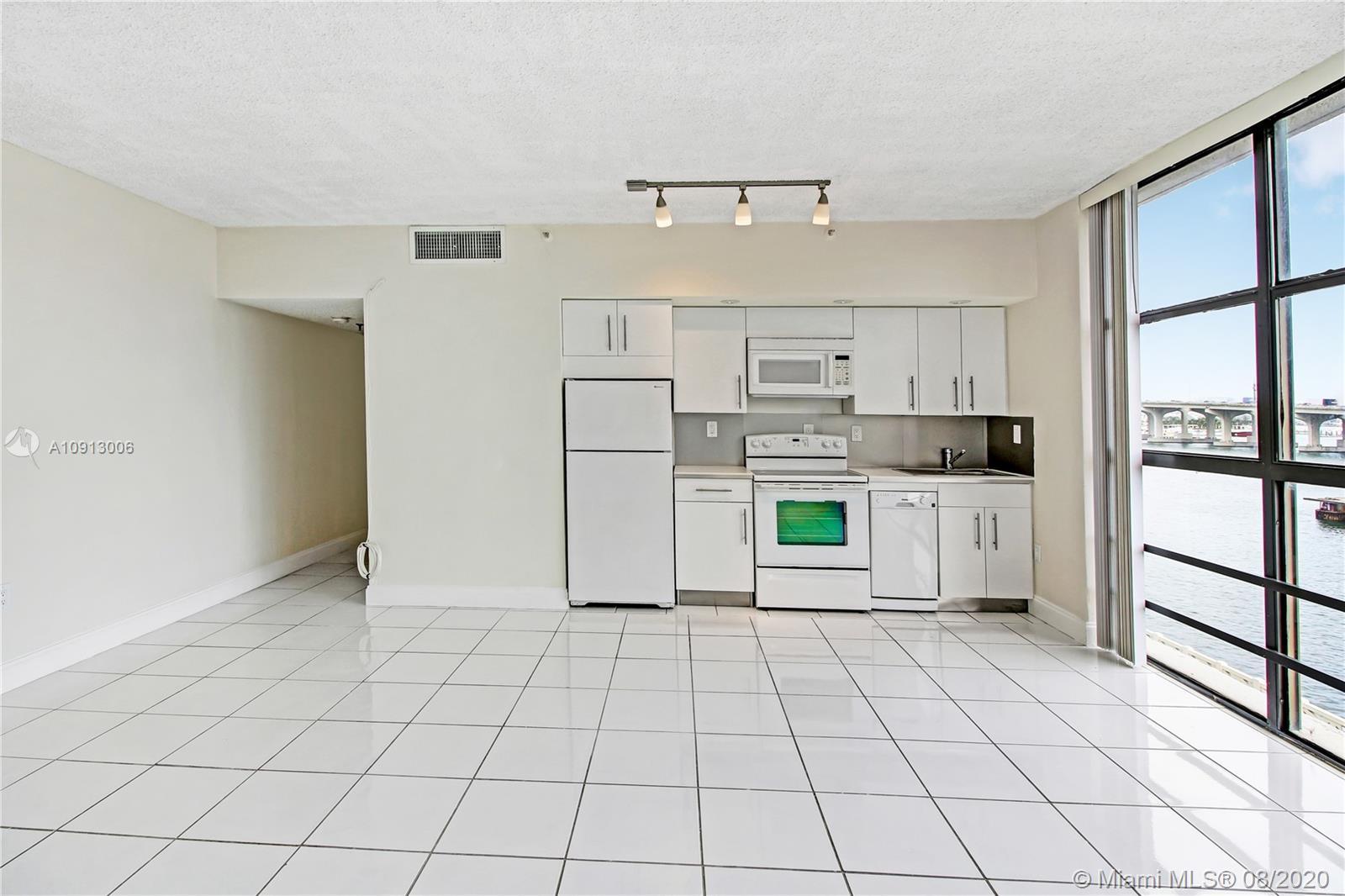 Miami, FL 33132 photo 3