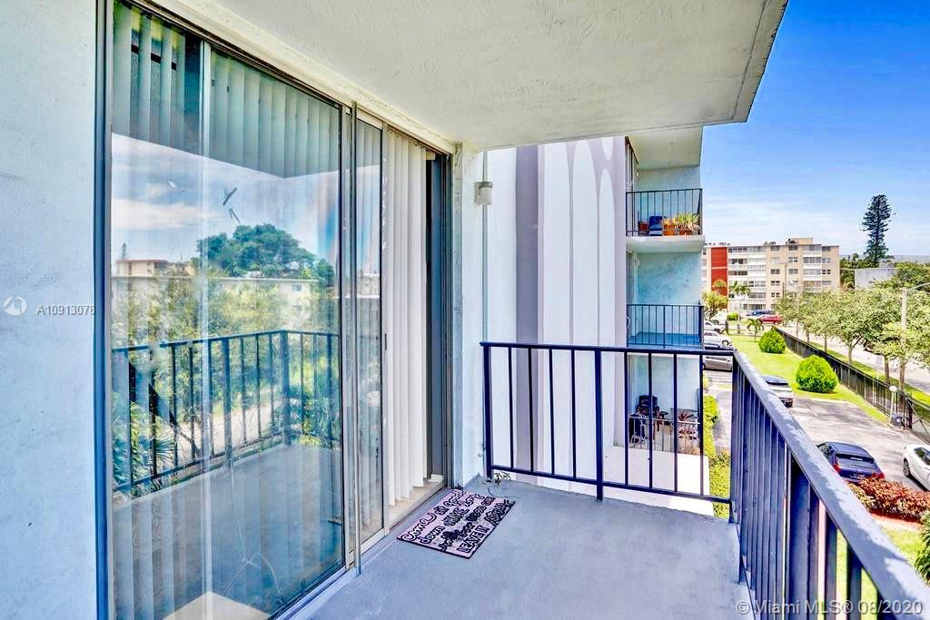 12500 NE 15th Ave # 312, North Miami FL 33161 photo 2