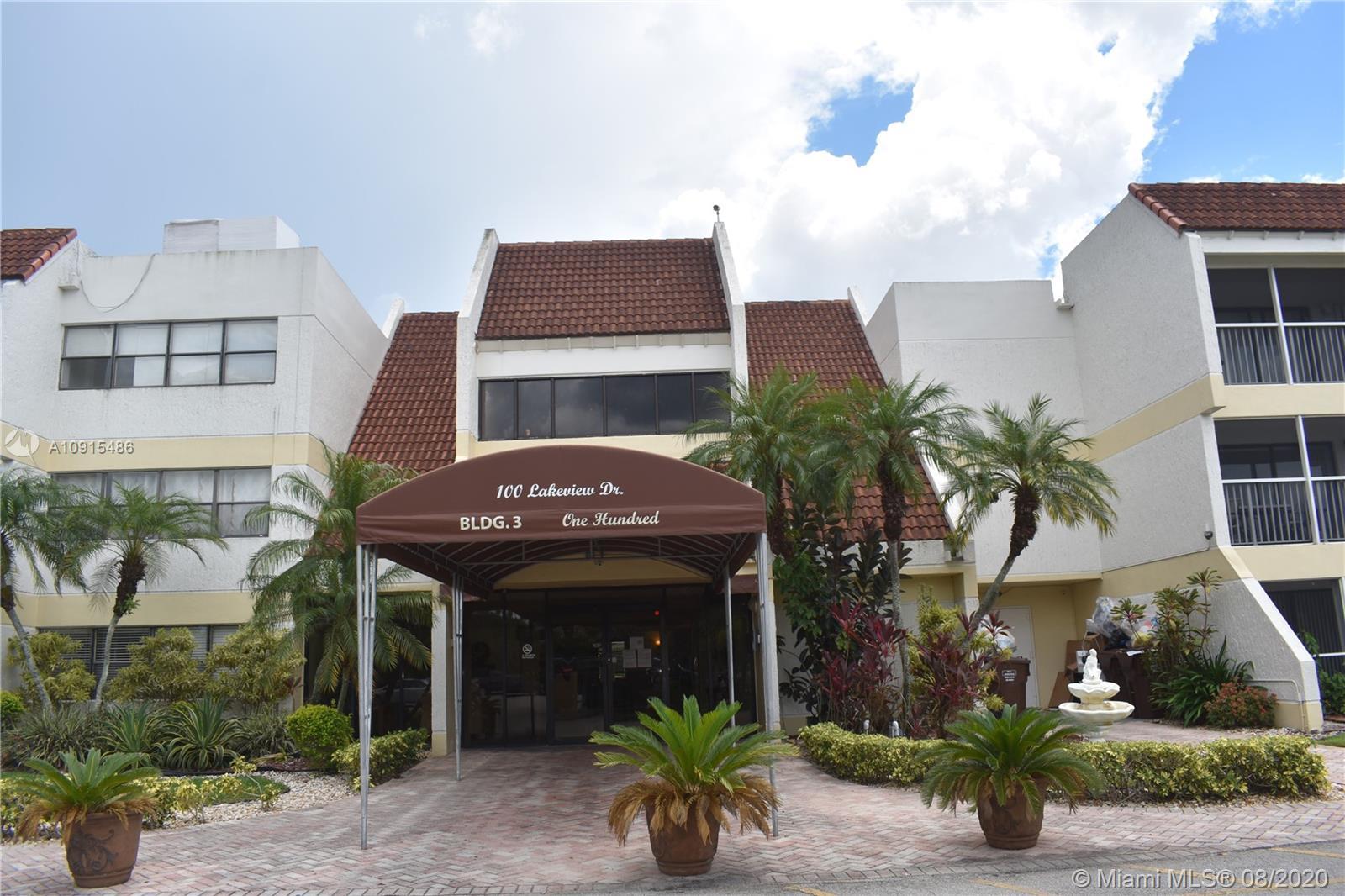 100 Lakeview Dr # 101, Weston FL 33326 photo 2