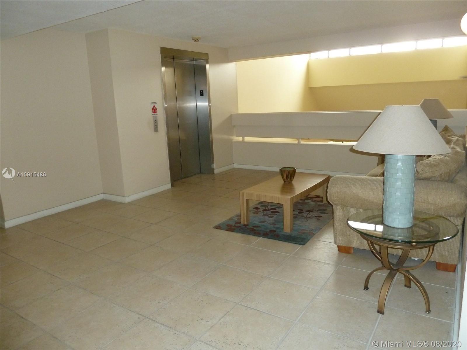 100 Lakeview Dr # 101, Weston FL 33326 photo 5
