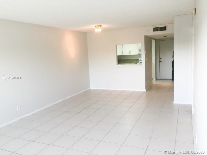 100 Lakeview Dr # 206, Weston FL 33326 photo 4