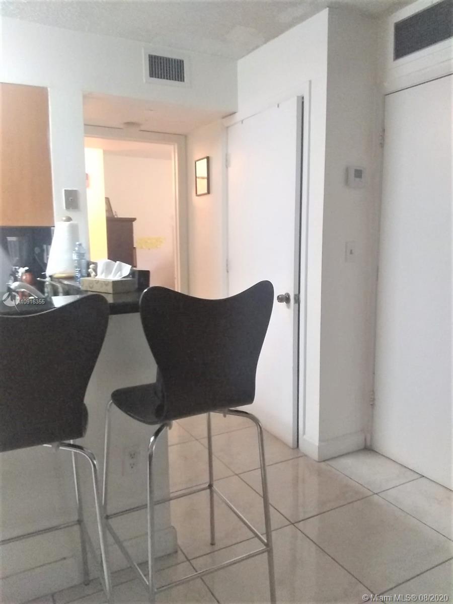Miami, FL 33193