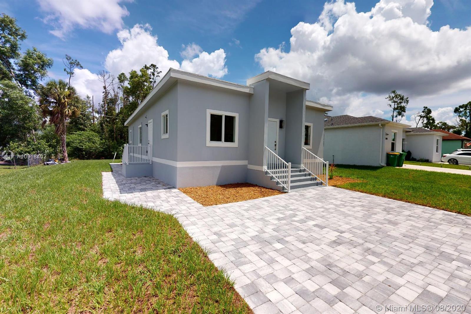 3083 Woodside Ave, Naples FL 34112 photo 3
