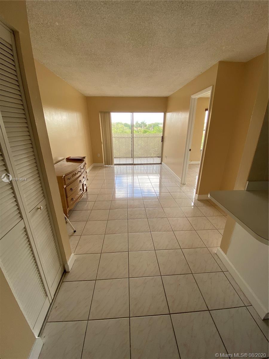 9405 W Flagler St # D404, Miami FL 33174 photo 5