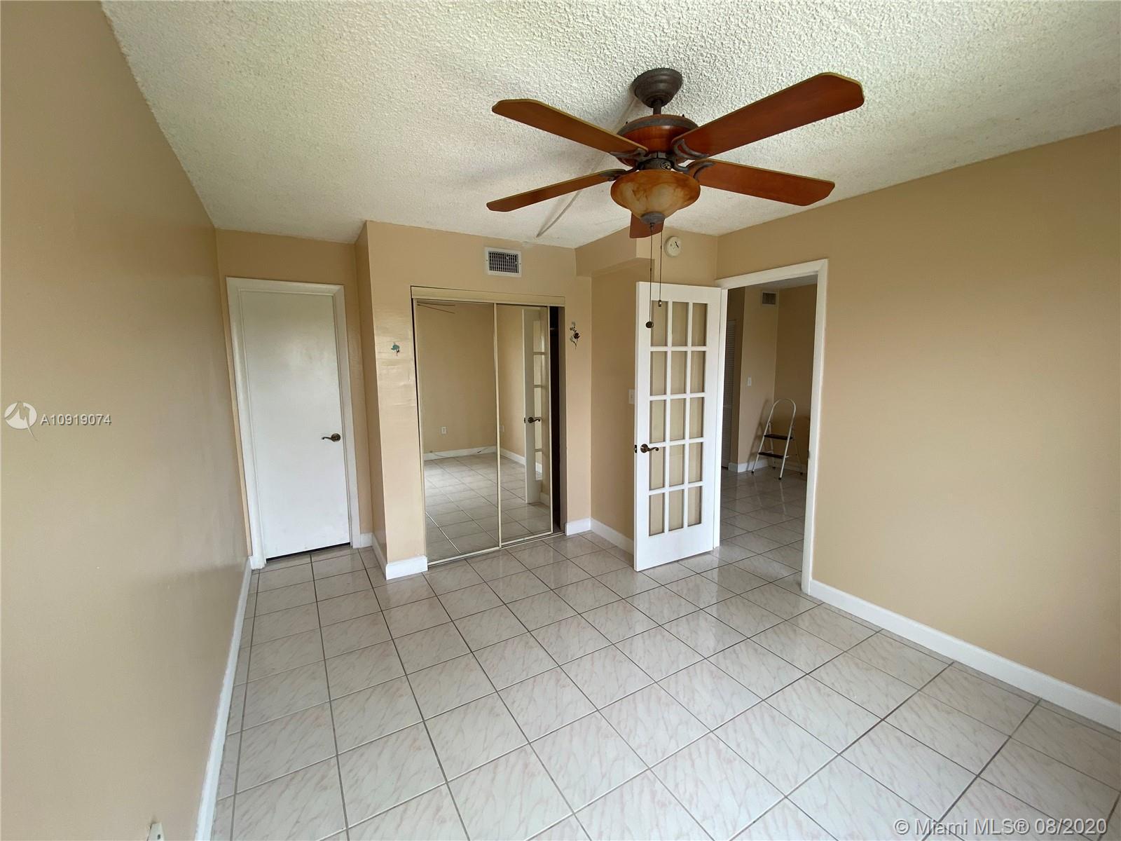 9405 W Flagler St # D404, Miami FL 33174 photo 4