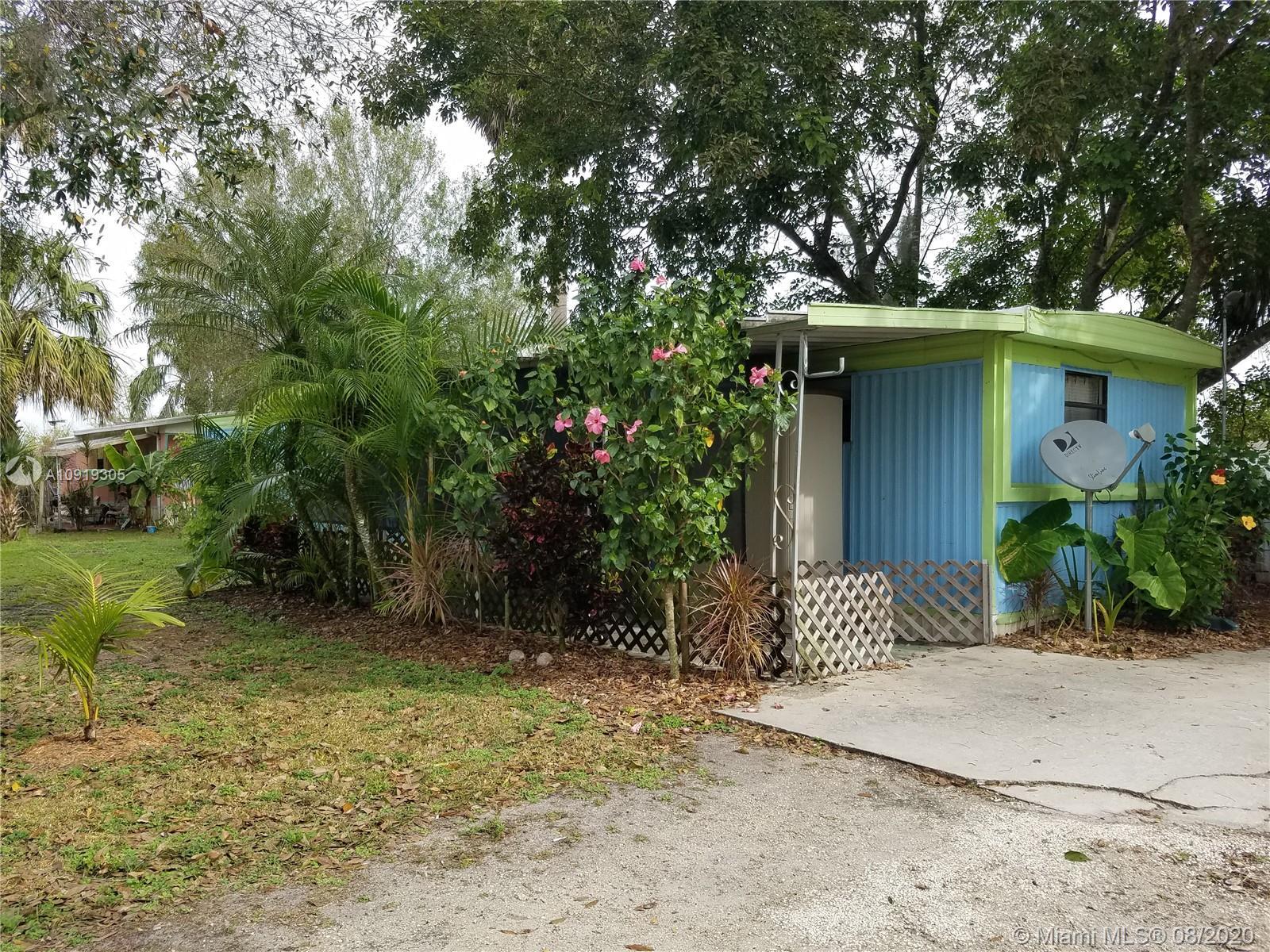 3983 SE Hwy 441, Other City - In The State Of Florida FL 34974 photo 2