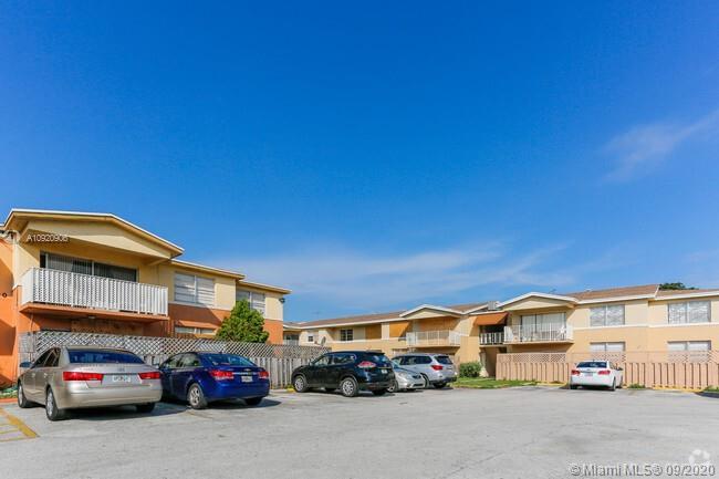 4570 NW 79th Ave # 1B, Doral FL 33166