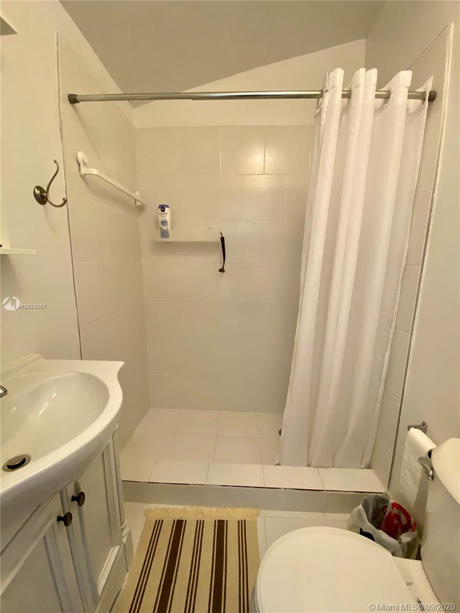 4001 NW 4th Ter, Miami FL 33126 photo 4