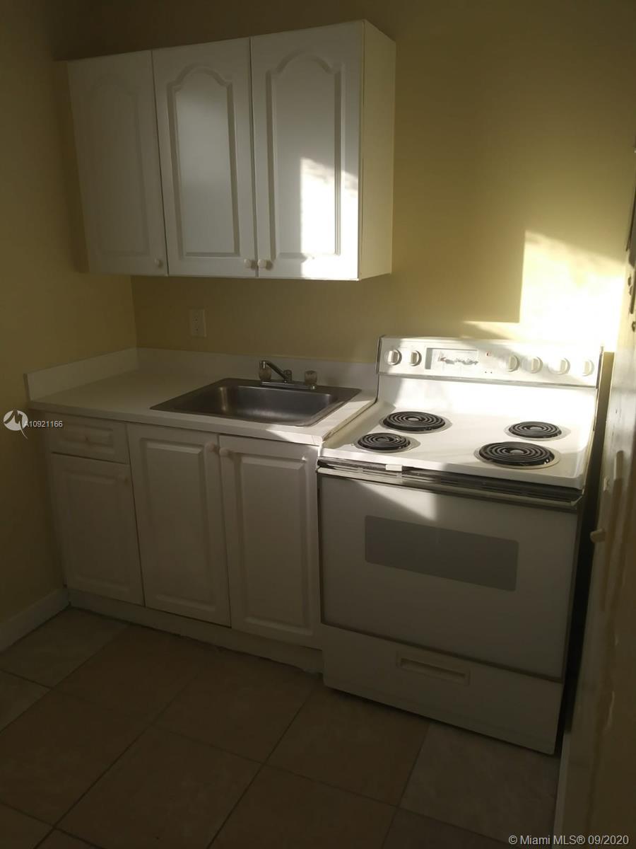 1525 NW 1st Pl # 30, Miami FL 33136 photo 3