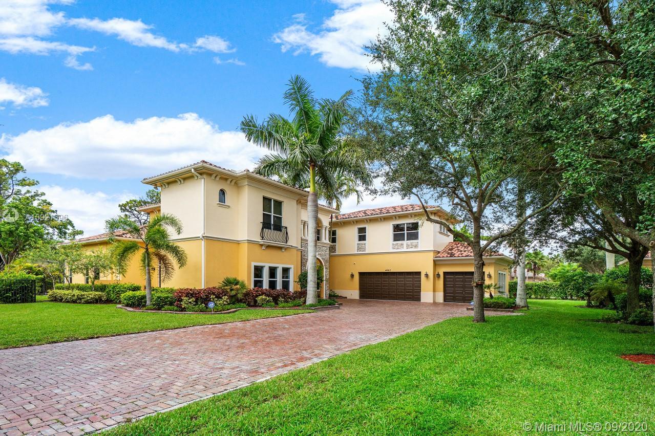 4662 Saxon Rd, Coconut Creek FL 33073 photo 2