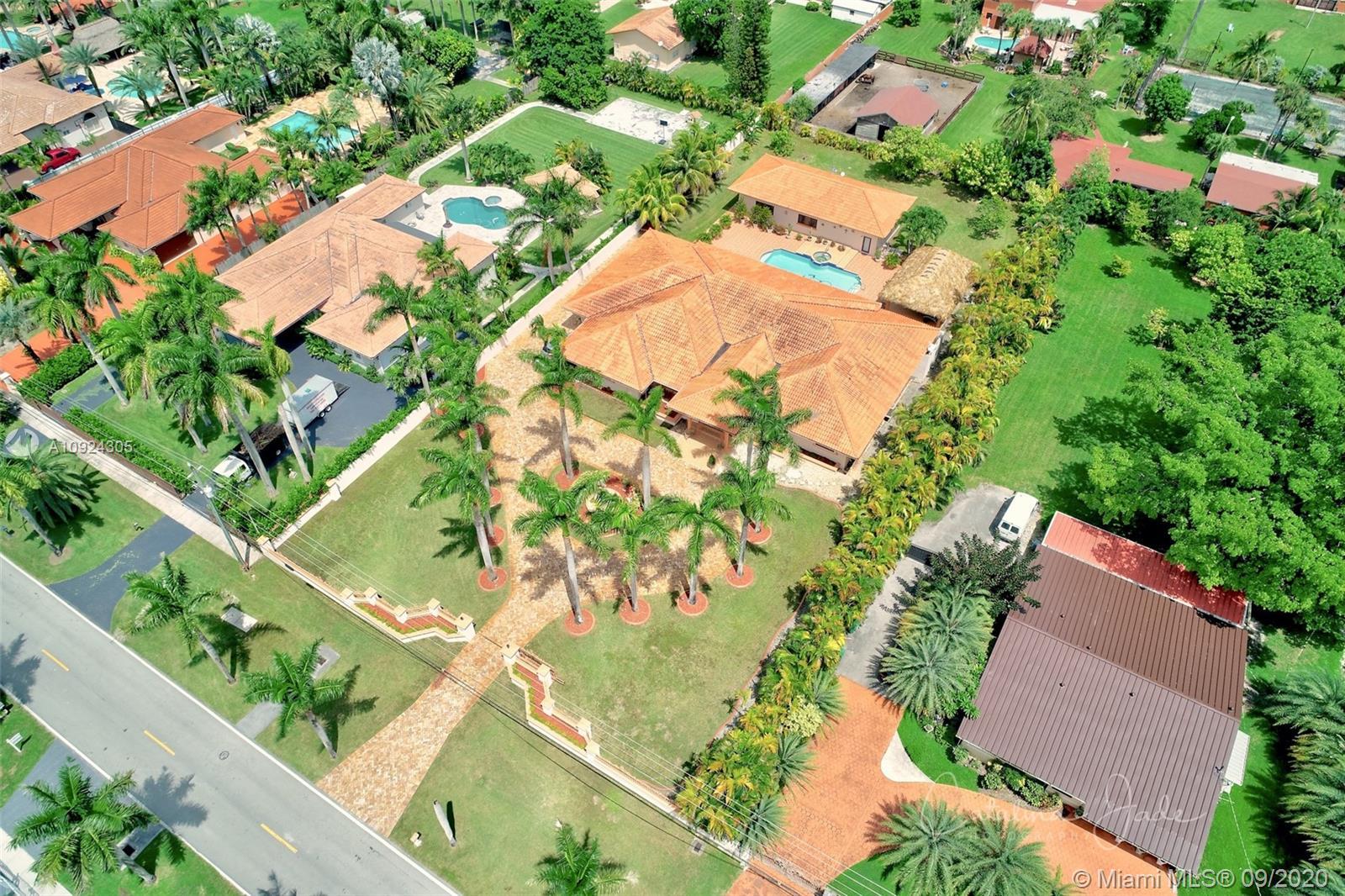 365 NW 132nd Ave, Miami FL 33182 photo 2