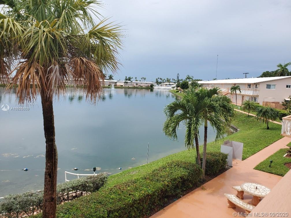 1000 SW 10th Ter # 19P, Hallandale Beach FL 33009 photo 2