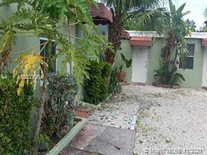 6097 Rodman St, Hollywood FL 33023 photo 4