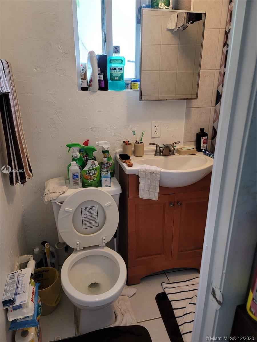 6097 Rodman St, Hollywood FL 33023 photo 5