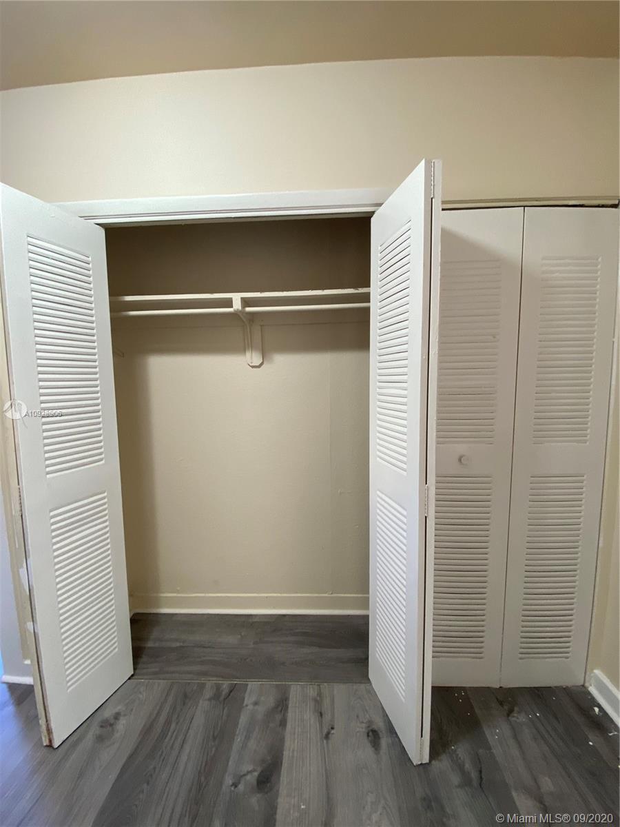 1011 SW 5th St # 2, Miami FL 33130 photo 3