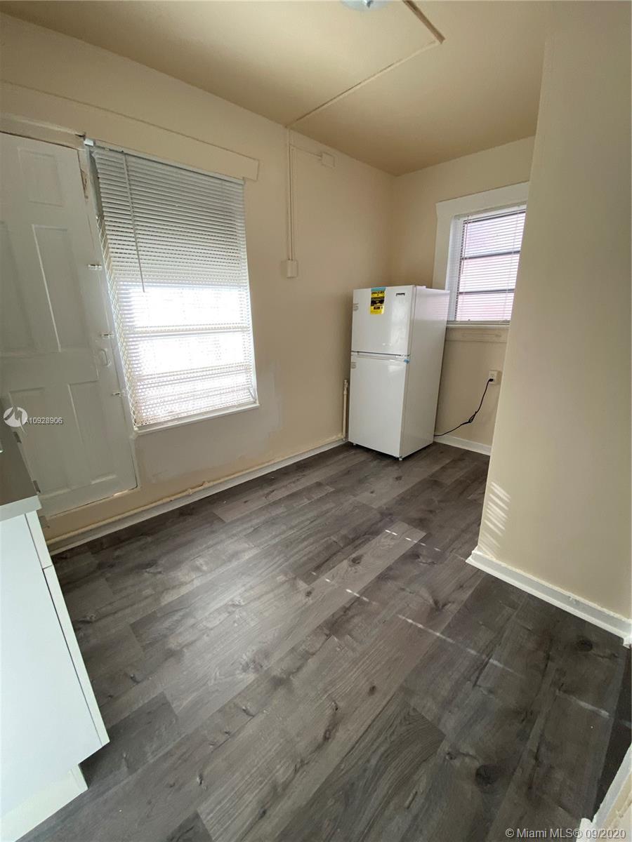 1011 SW 5th St # 2, Miami FL 33130 photo 4