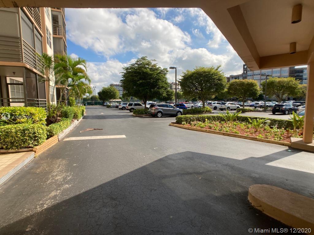 1000 Saint Charles Pl # 614, Pembroke Pines FL 33026 photo 3