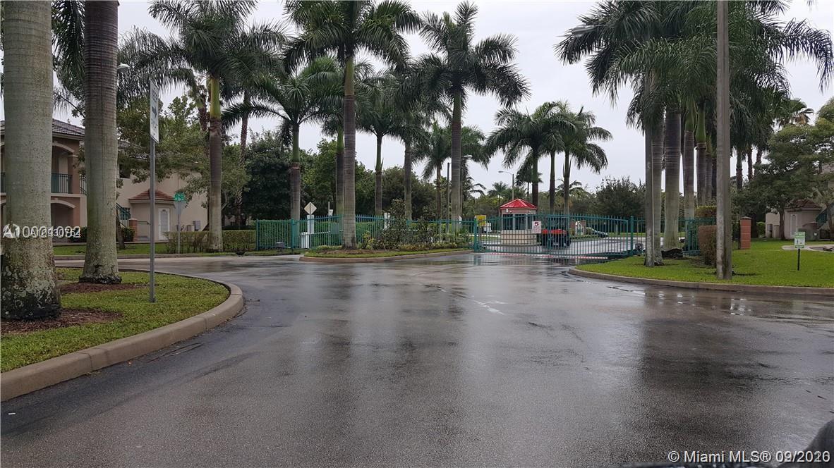 1260 SE 31 CT # 34, Homestead FL 33035 photo 2
