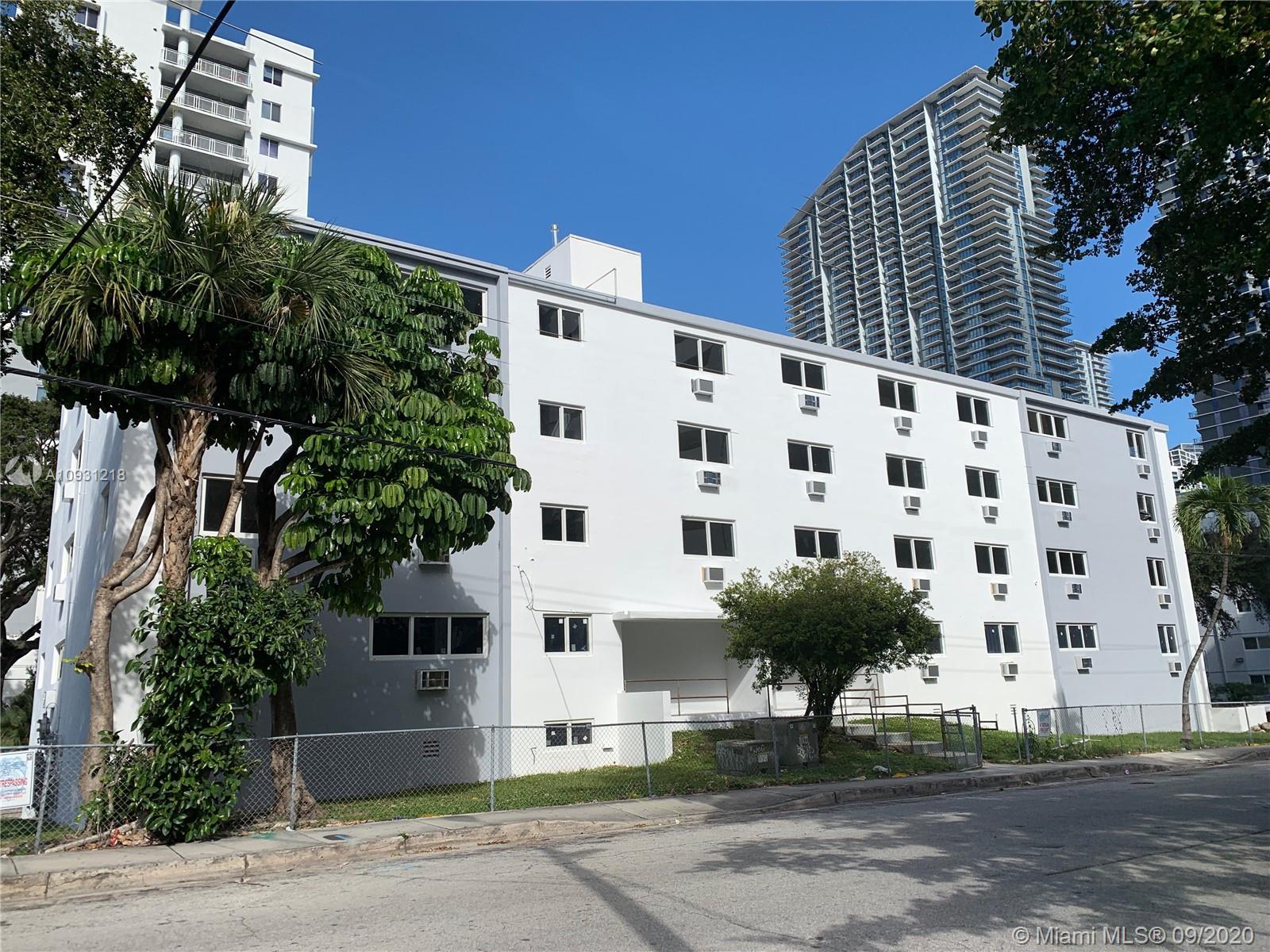 143 SW 9th St # 1, Miami FL 33130