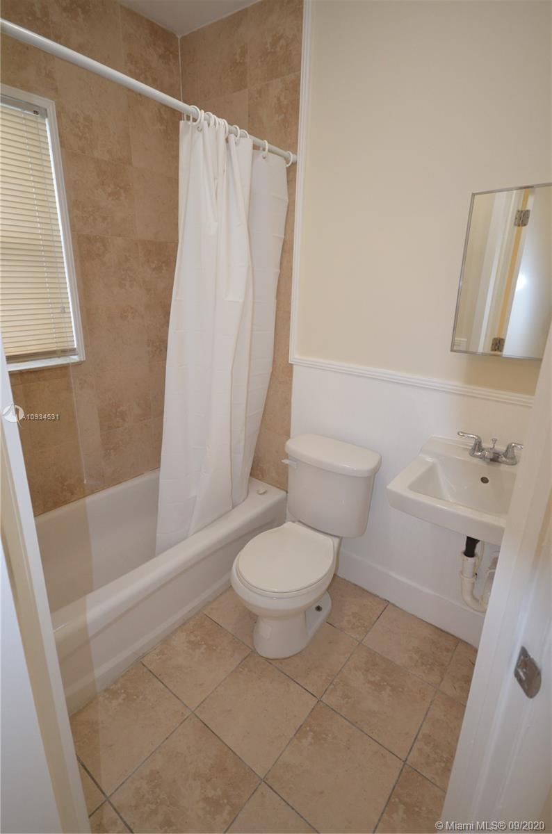 427 NE 62nd St # 12, Miami FL 33138 photo 3