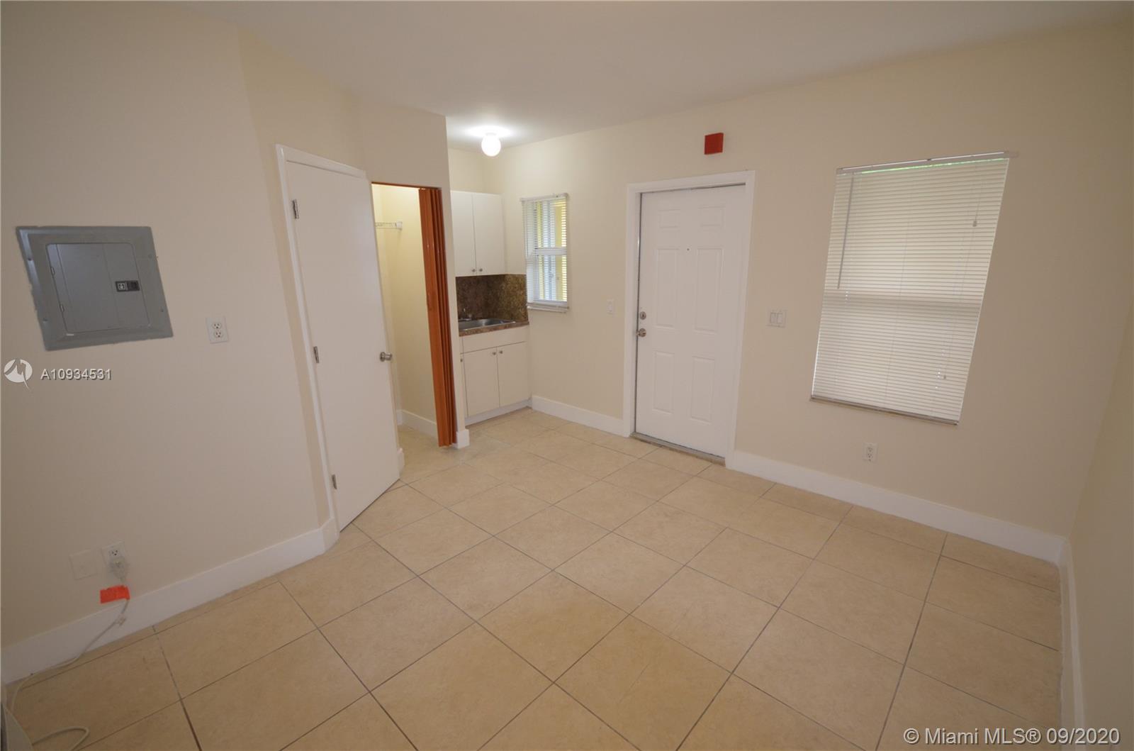 427 NE 62nd St # 12, Miami FL 33138