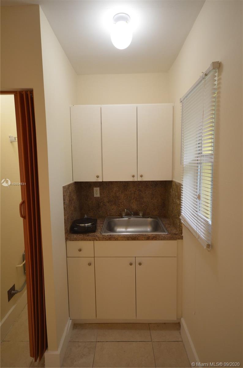 427 NE 62nd St # 12, Miami FL 33138 photo 4