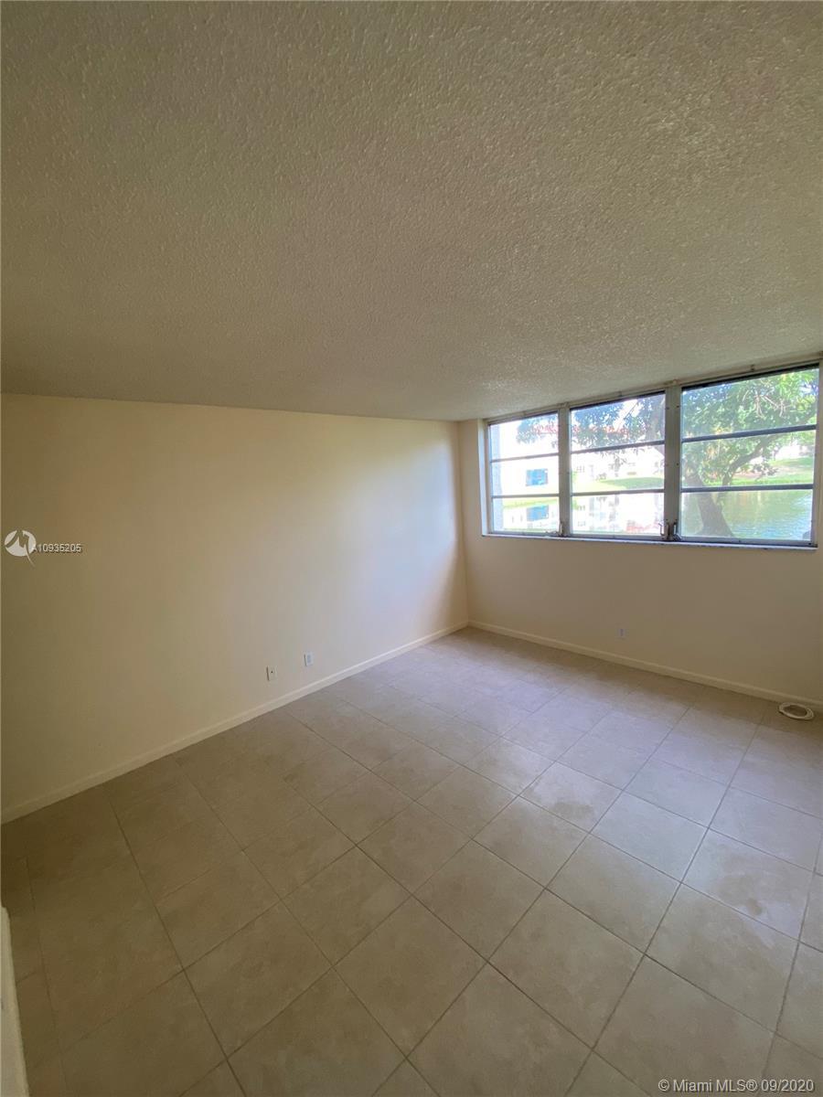 820 S Hollybrook Dr # 106, Pembroke Pines FL 33025 photo 4