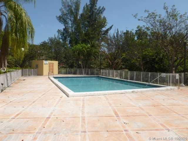Cutler Bay, FL 33189 photo 2
