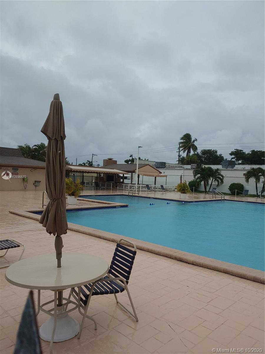 5300 SW 30th Ave, Dania Beach FL 33312