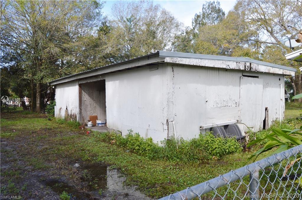 1425 N Bridge St, Other City - In The State Of Florida FL 33935 photo 4