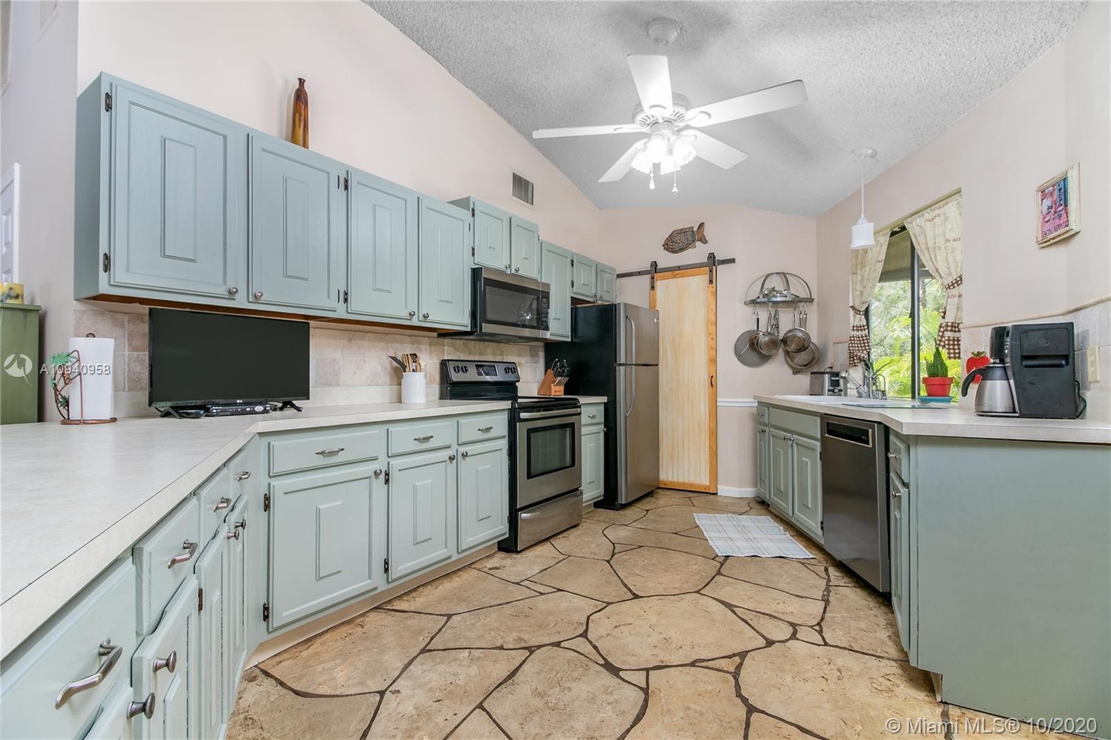 12843 165th Rd N, Jupiter FL 33478 photo 3