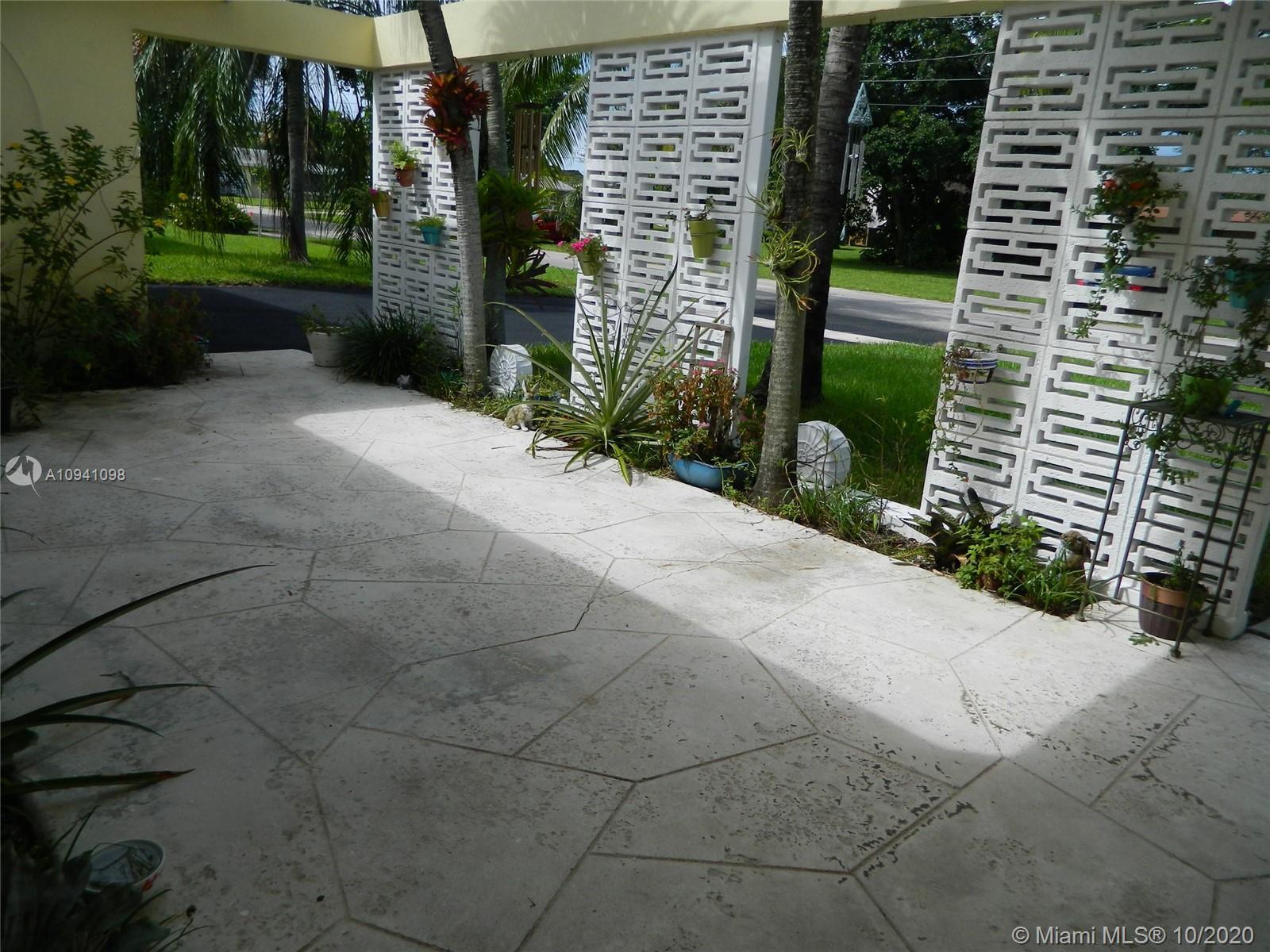 3940 NW 11th St, Coconut Creek FL 33066 photo 4