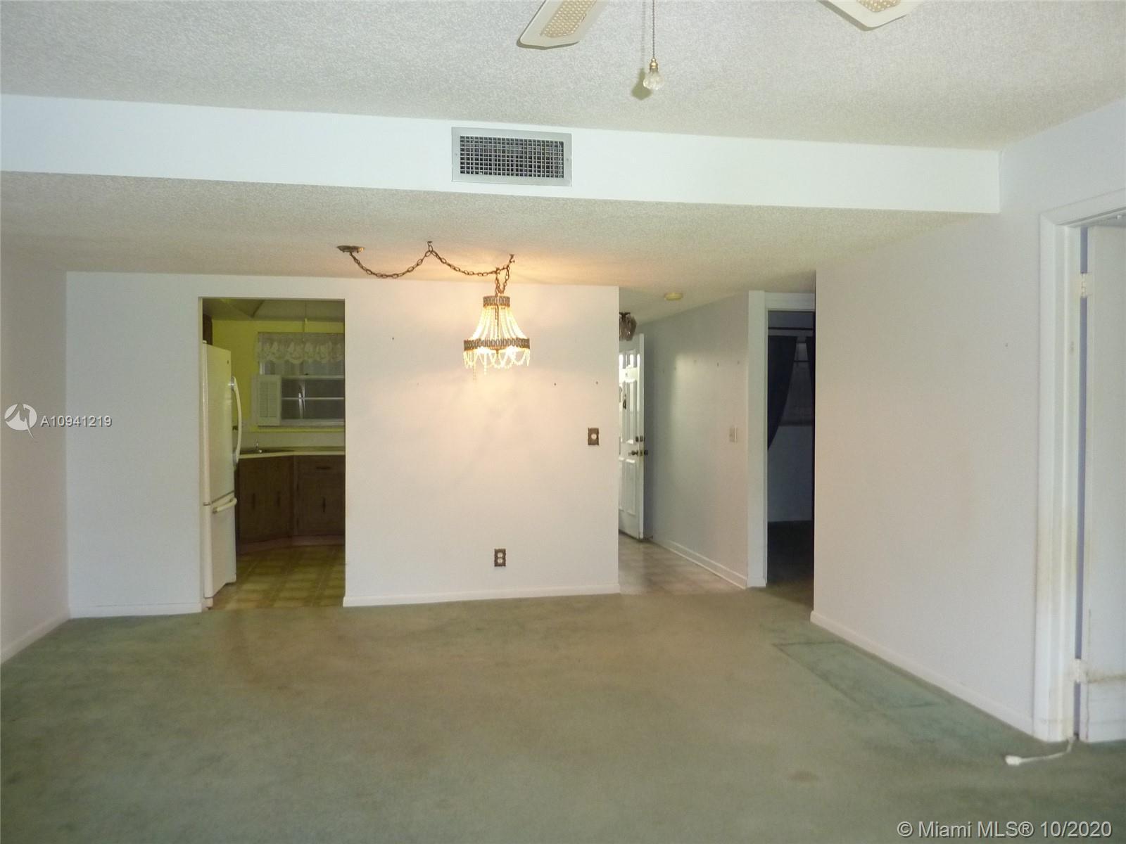 18081 SE Country Club Dr # 14, Jupiter FL 33469 photo 3