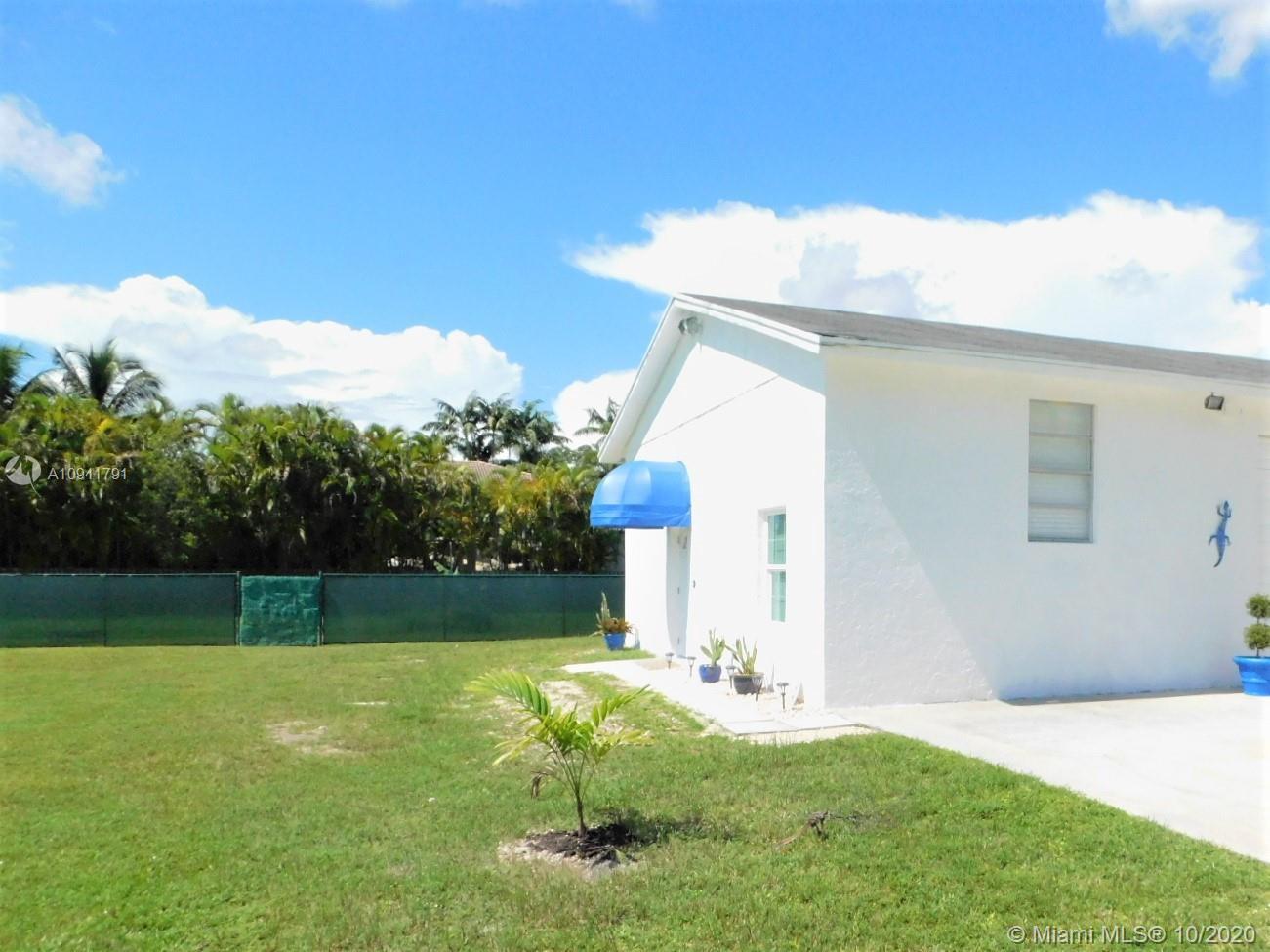 4921 SW 164th Ter, Southwest Ranches FL 33331 photo 3