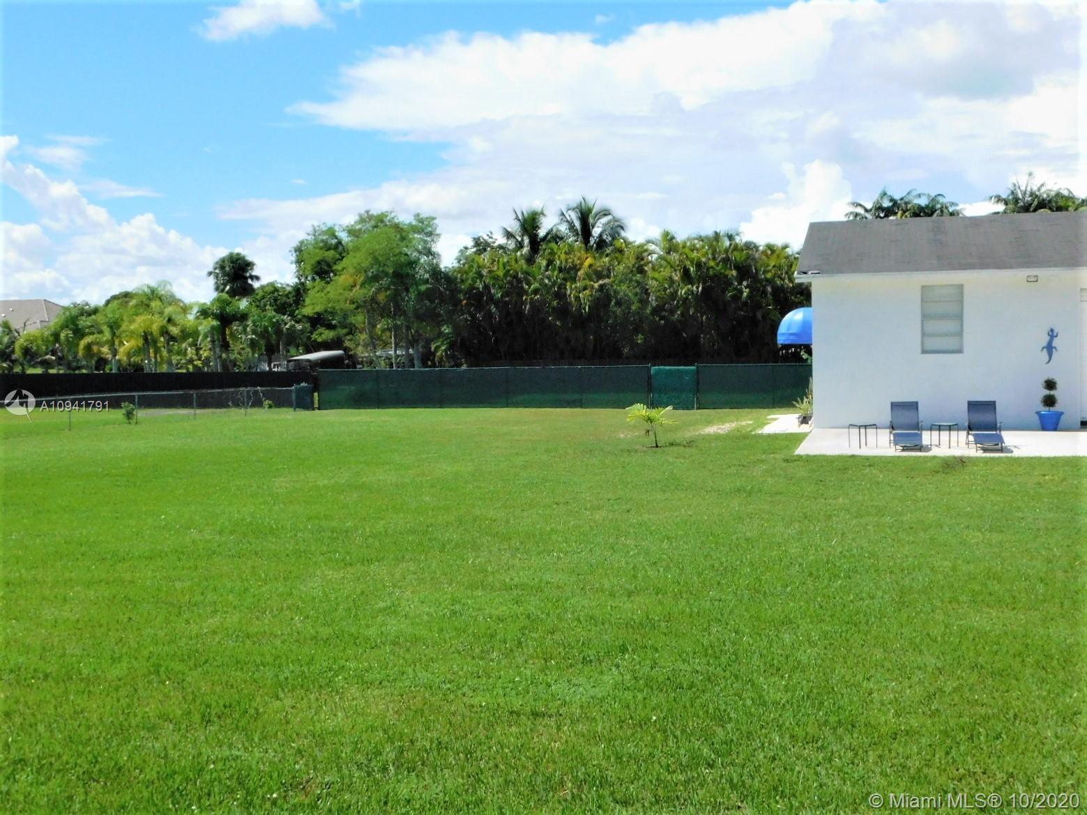 4921 SW 164th Ter, Southwest Ranches FL 33331 photo 4